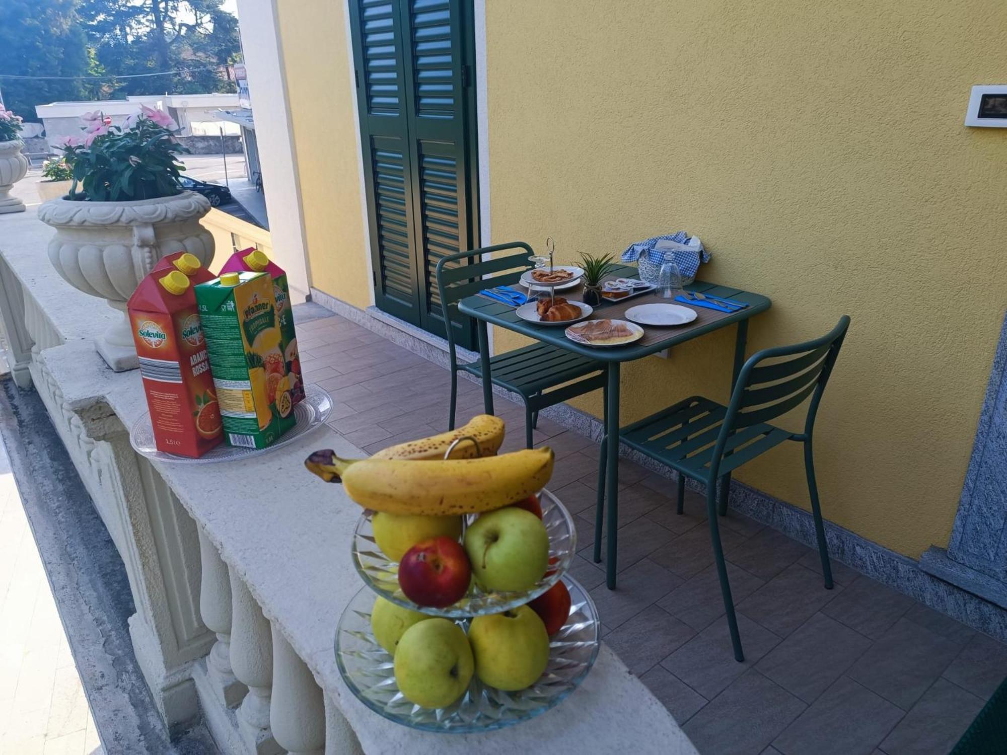 B&B Villa Preziosa Lago Maggiore Леза Экстерьер фото